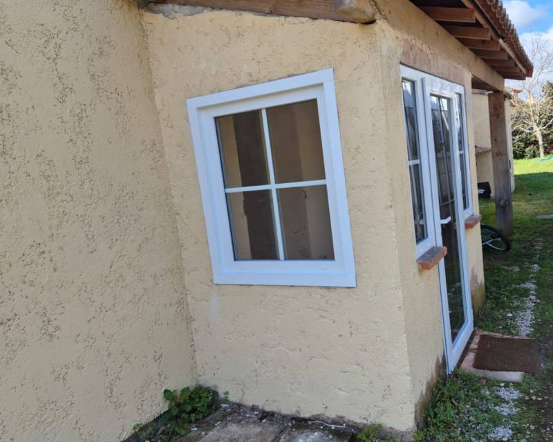 Fermeture d'un SAS d'entrée proche de Saint Cézaire sur Siagne dans les Alpes Maritimes